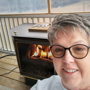 Meet your Posher, Beverly